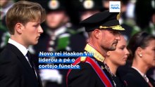 Noruega despede-se do rei Harald V, o “avô” da nação
