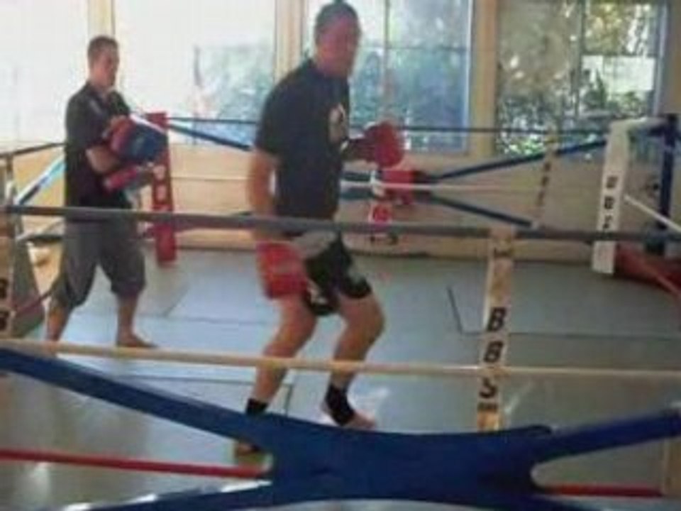Technique Boxe Thai par Brice Guidon pour www.Fightway.fr