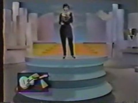 Cecilia Barraza: poniendole aji a la vida (vals criollo)