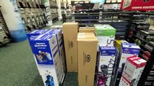 What’s REALLY Inside Golf Town Calgary CANADA ? Huge Golf Deals & Gear Tour! ⛳