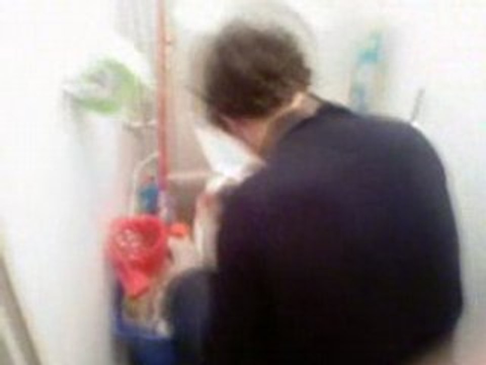 Karl inauguration chiottes Strasbourg