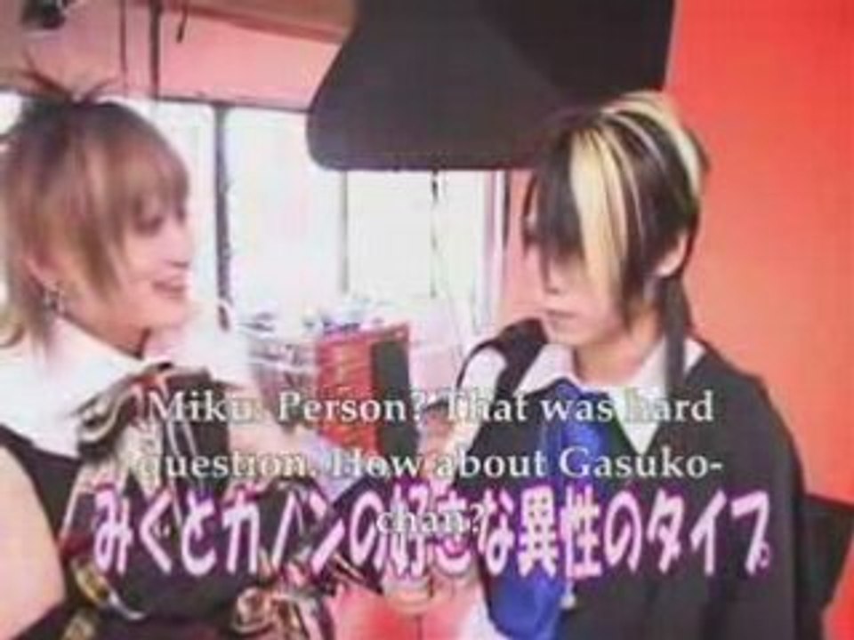 Antic Cafe - Expect Rush Photoshoot (English subtitles)