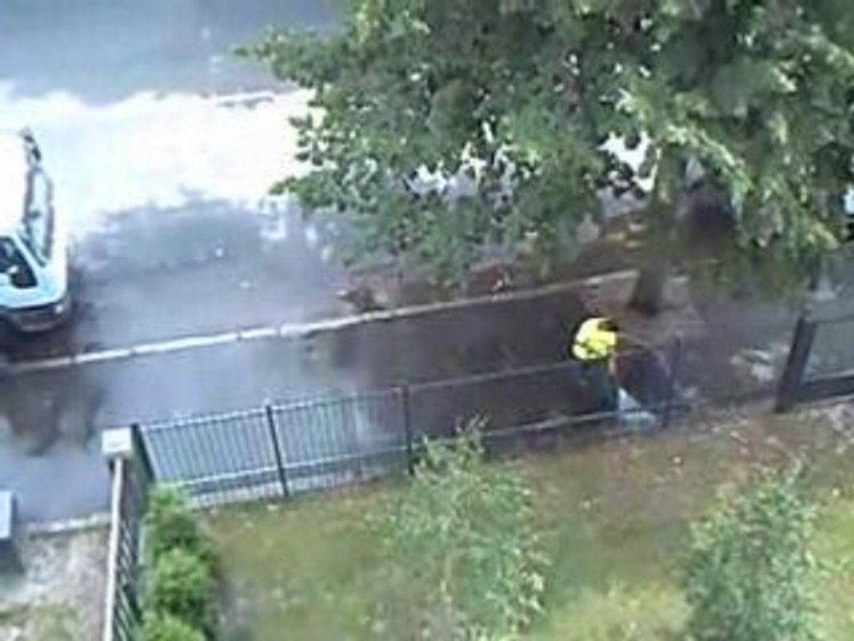 Roubaix, nettoyage des rues en été