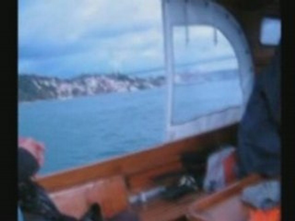 15 Ekim 2006 Lüfer ve Palamut avı www.baliksevdam.com