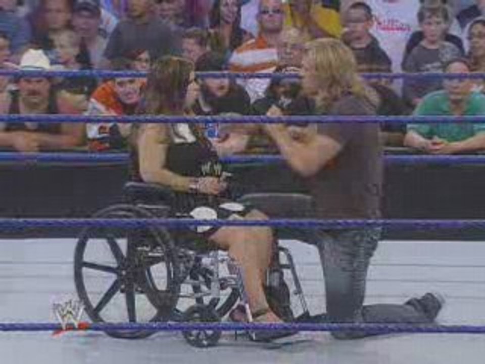 Vickie tells Edge he will face Undertaker