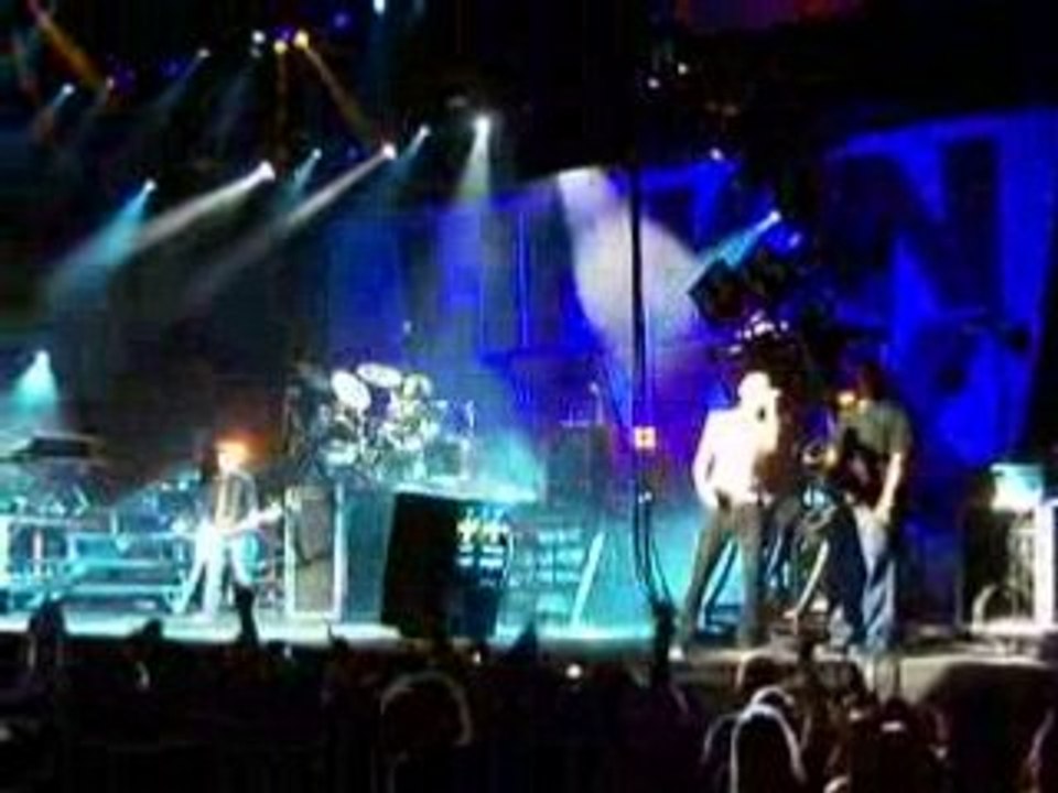 Linkin Park - Breaking The Habbit