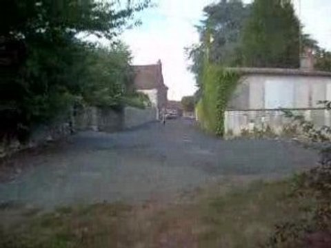 mon pote sur son vélo