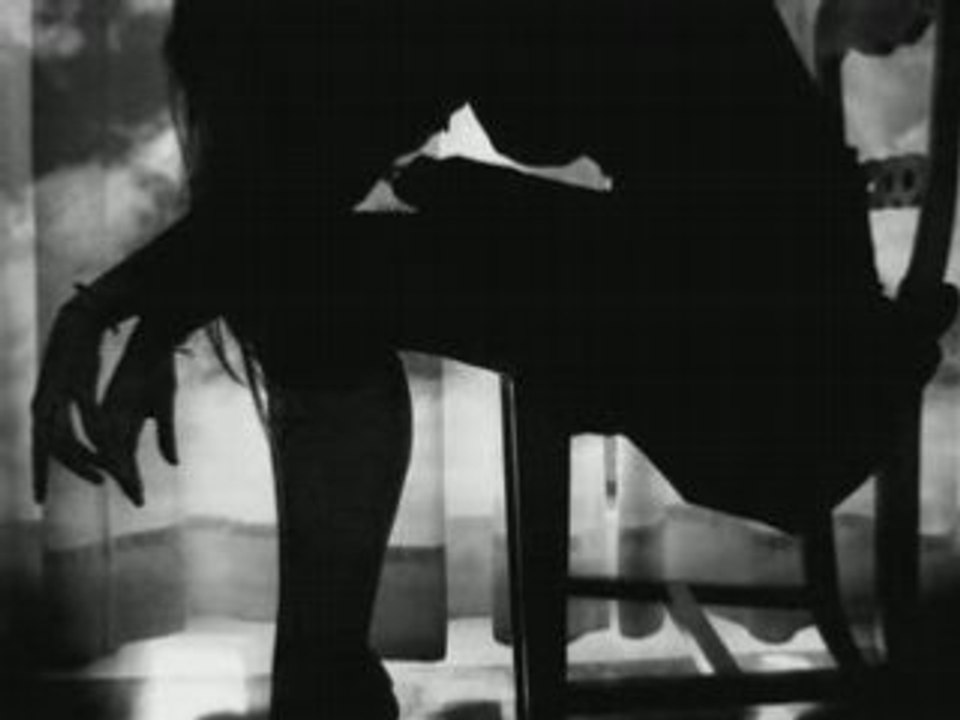 Léa castel - histoire d'une abscence