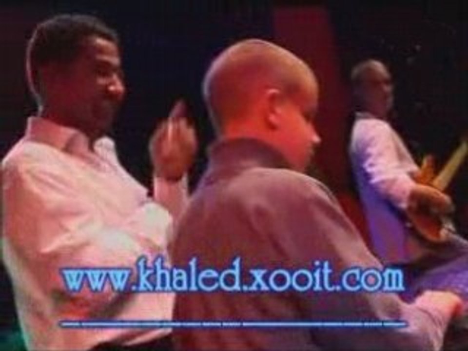 Didi Avec Driss Fan de Khaled au cabaret sauvage