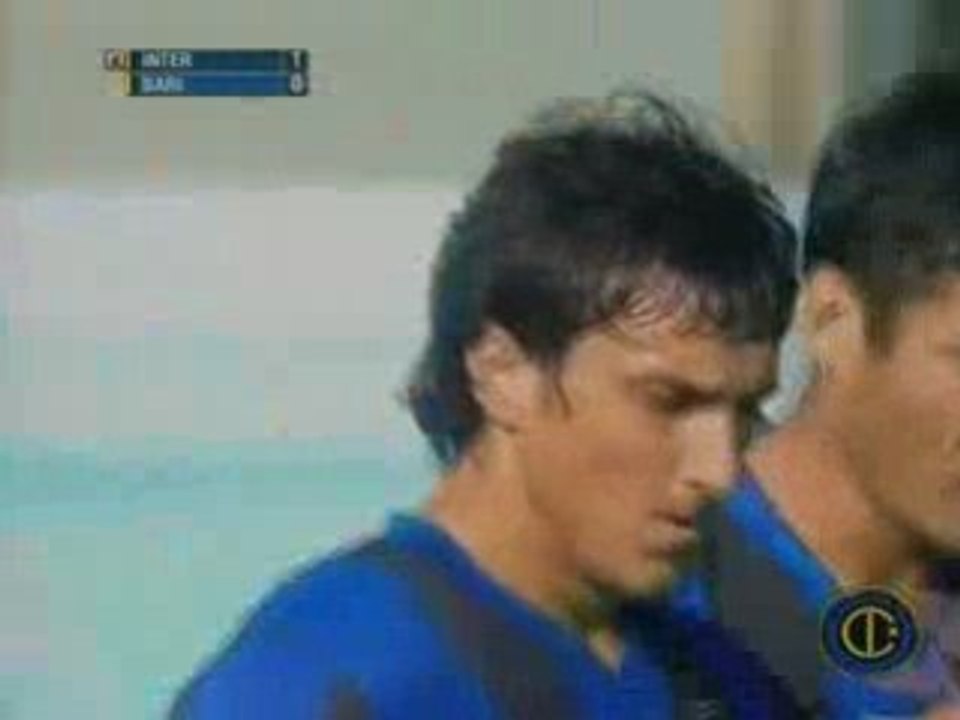 Inter - Bari, 1 : 0, Cruz