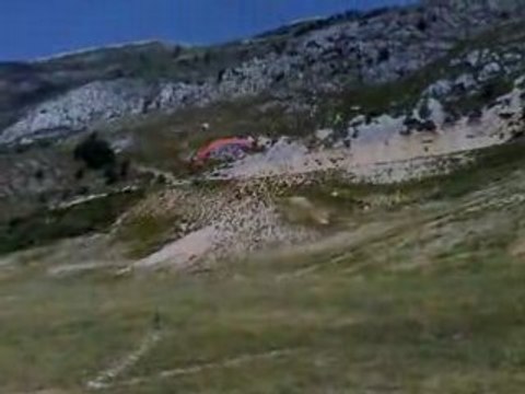 Parapente - Lachens - atterissage stagiaire