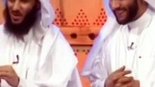 بعدما أزعجه بالتشكيك بالأسعار اتفقوا يقفلون المحل والسبب.🤣‼️