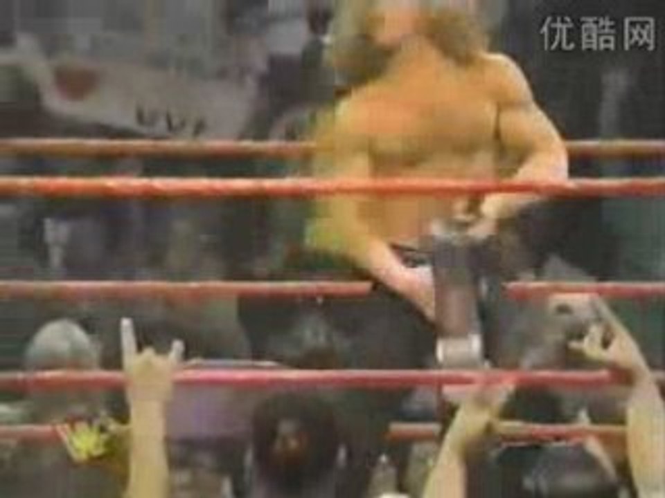 Raw 9-22-97 (6)