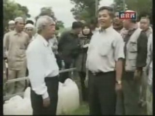 TV Khmère - Khmers islams visitent  Preah Vihea