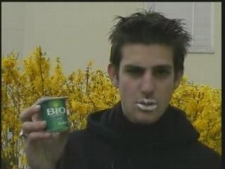 Granone :  contre-publicité (2004)