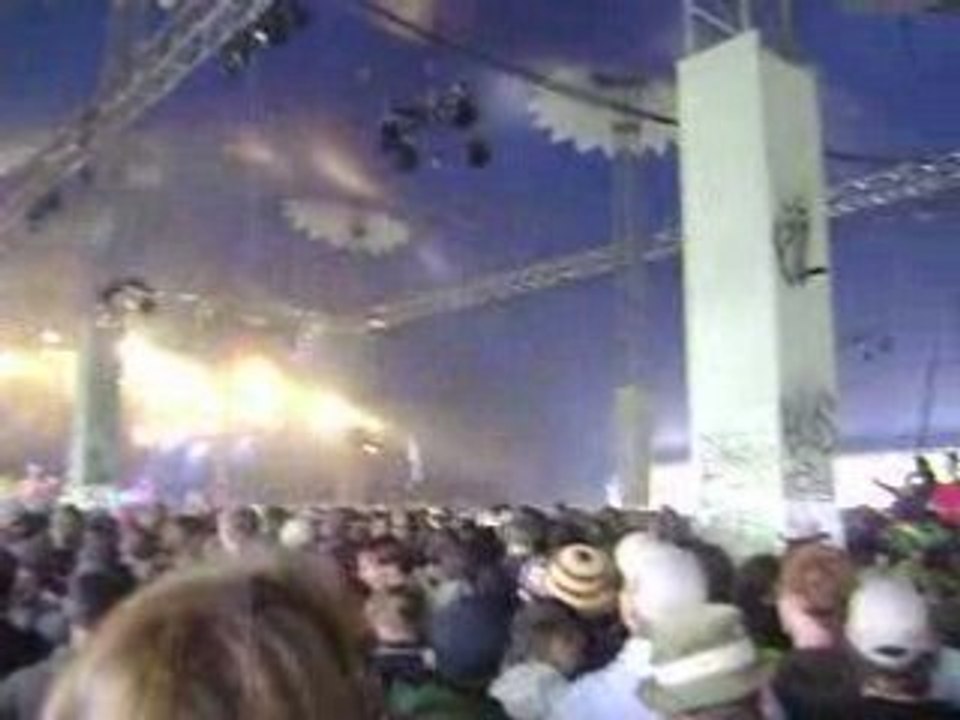 MOV02052