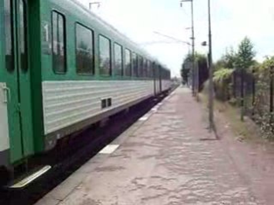 SN850878