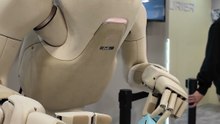 Giocare a tris con un robot!