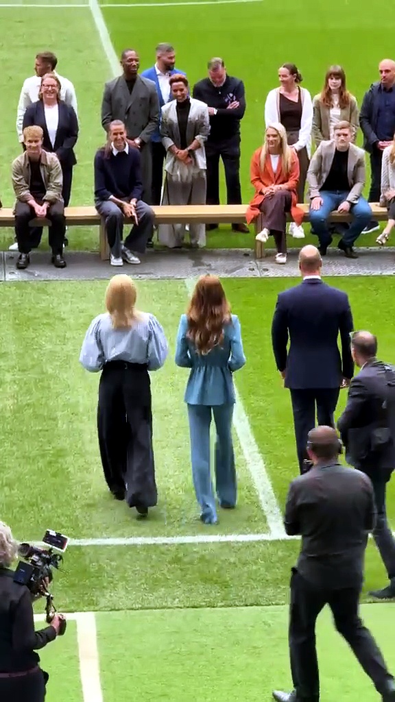 Prince William and Kate giggle during photos on joint engagement