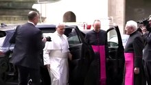 Papież Leon XIV odsłania gigantyczną falę na nowej wystawie o wodzie w Bibliotece Watykańskiej