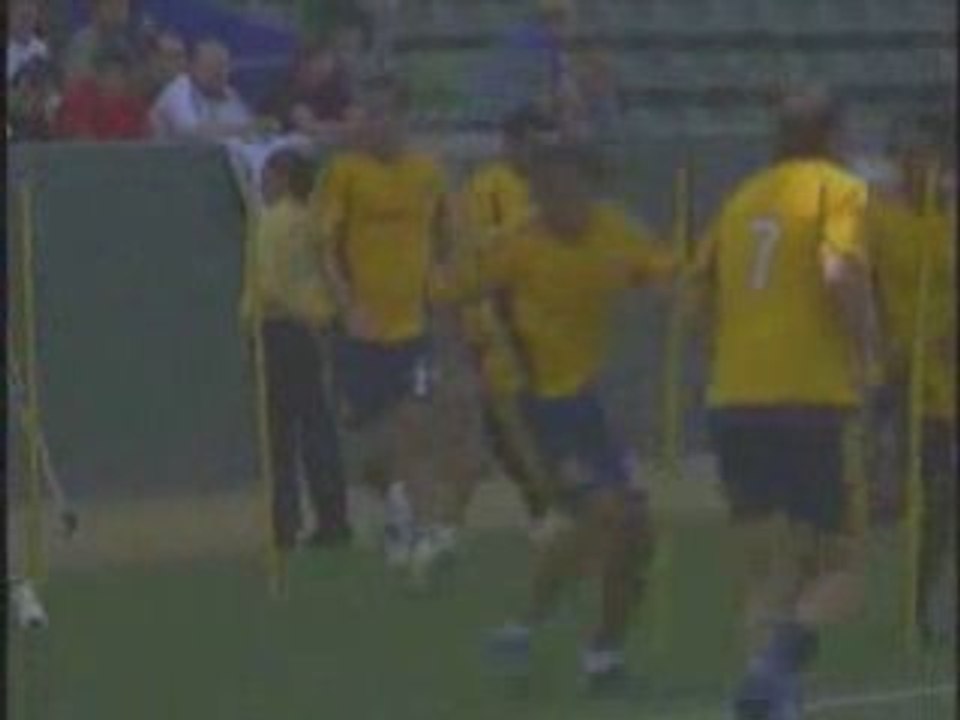 Beckham's first training with LA Galaxy