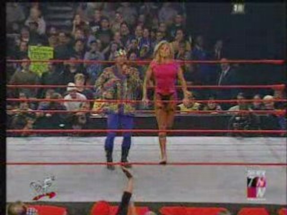 terri vs trish-wet t-shirt contest-womens title