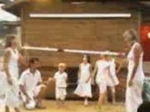 Extrait du spectacle de cirque de poussières d'etoiles