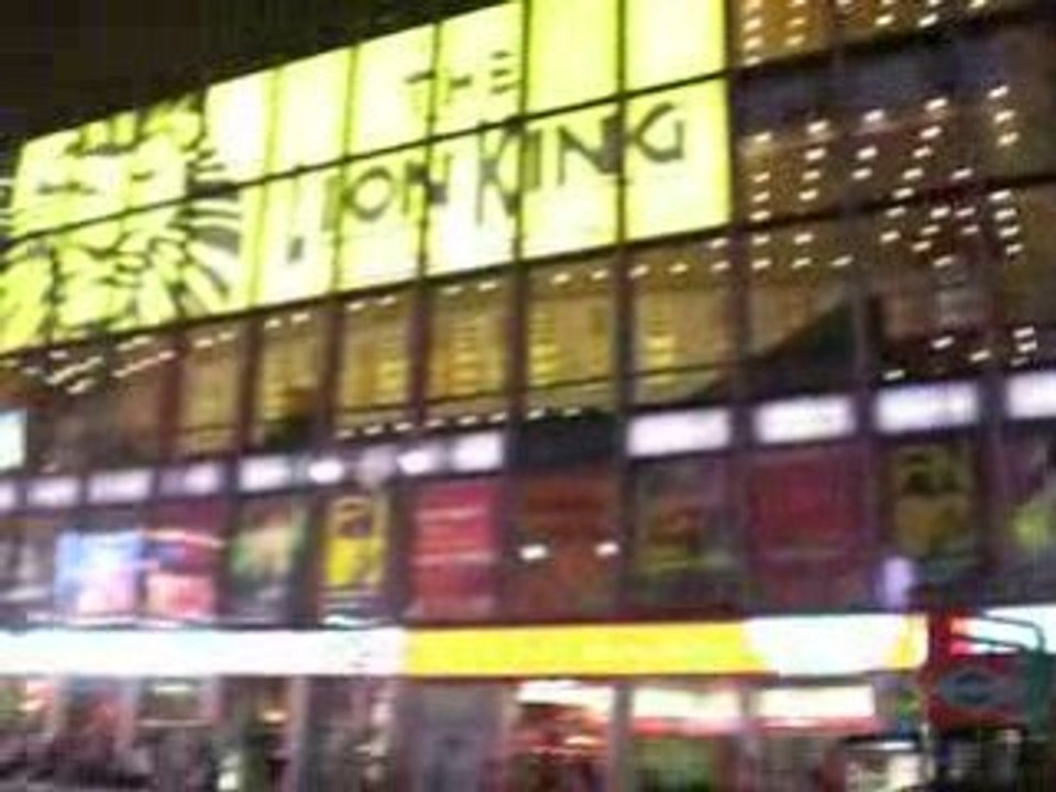 TIMES SQUARE DE NUIT