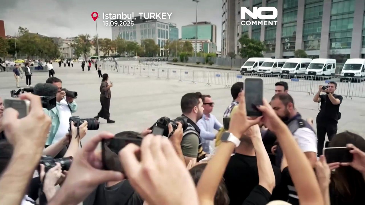 Mindestens 150 pro-LGBTQ-Demonstranten bei Polizeirazzia in Istanbul festgenommen