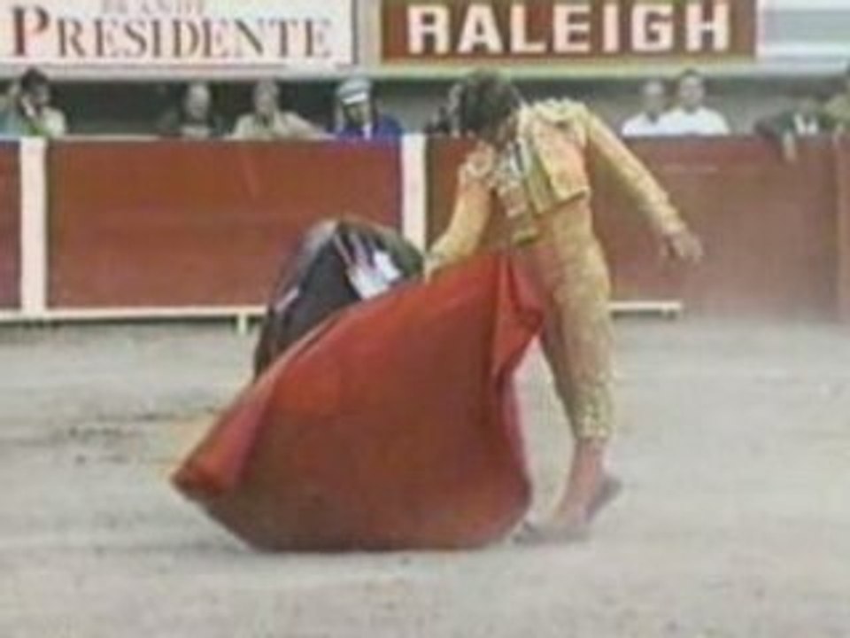 El Juli indulta en Aguascalientes al novillo Insurgente