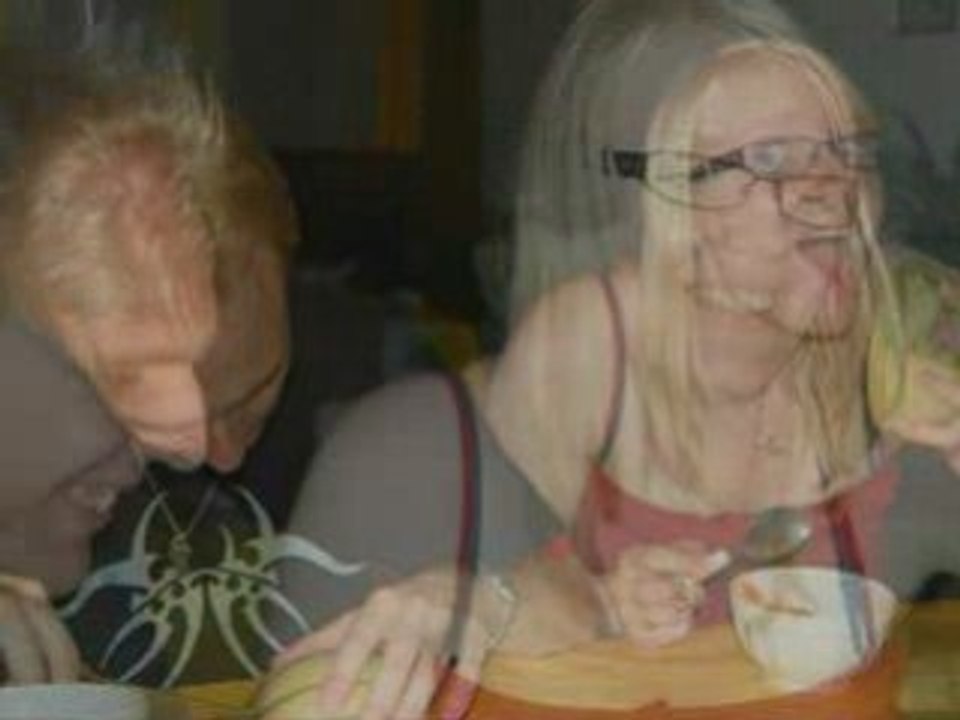 26 07 08 barbecue chez flo