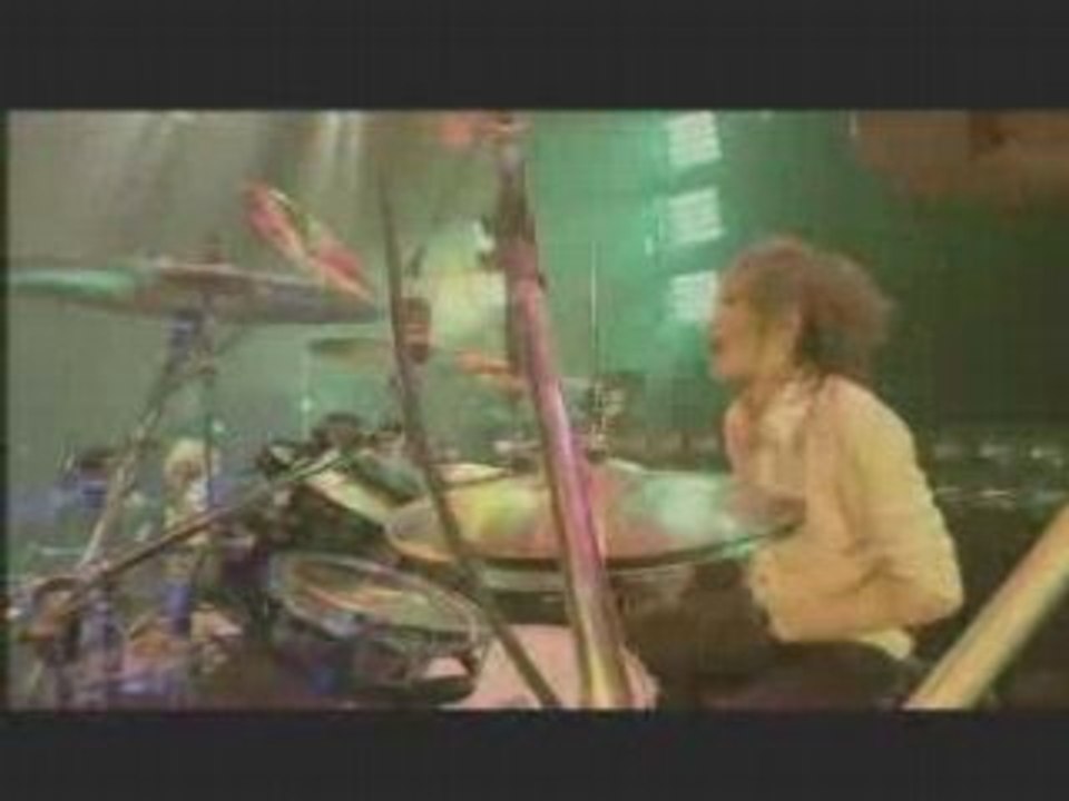 The GazettE - Defective Tragedy (TOUR 2006-2007 DECOMPOSITION BEAUTY)