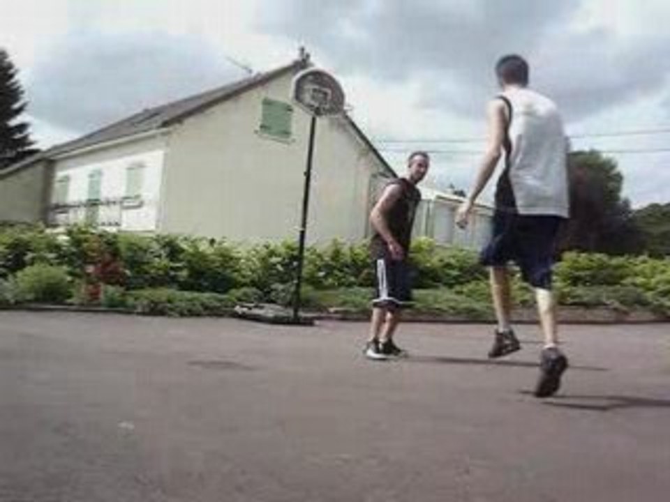 BasKet ac Le fRérO