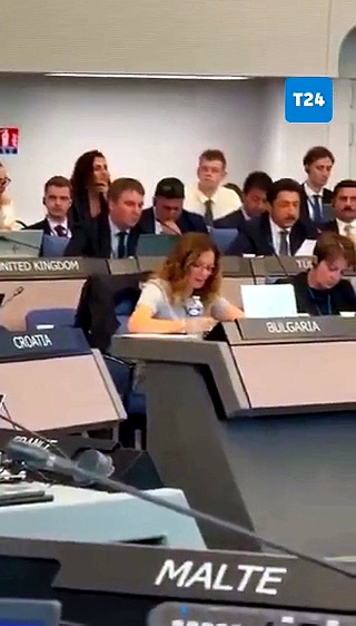 osman kavala — Diken
