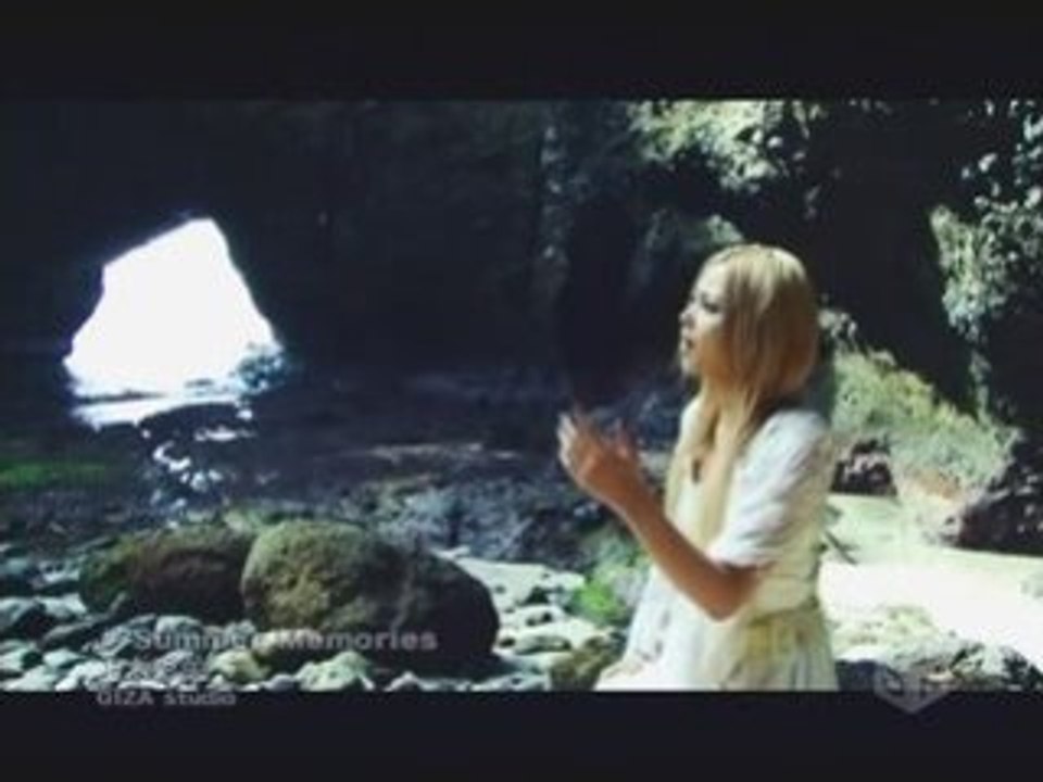 Aya Kamiki - Summer Memories