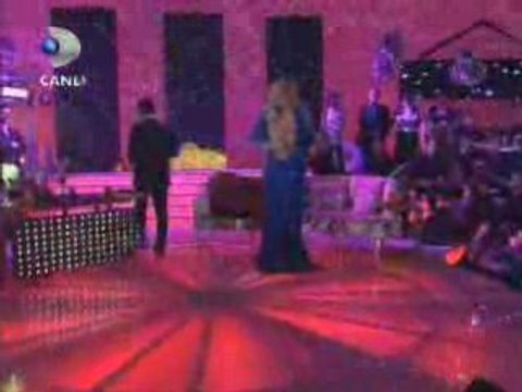 Beyaz Show - Can Tanriyar&Petek Dincoz Nikah