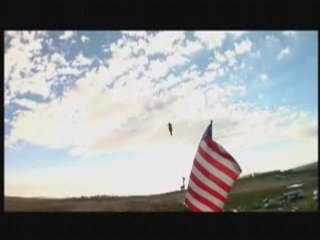 Ryan Capes breaks world distance record at 390'4"