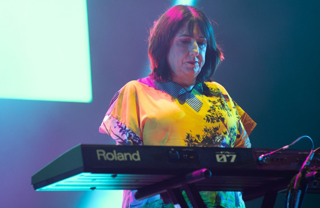 New Order: Gillian Gilbert gibt Krebsdiagnose bekannt