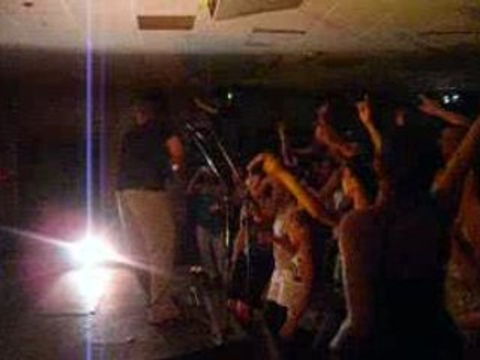 AMBIANCE 974 DJ LOLO ET L'EQUIPE