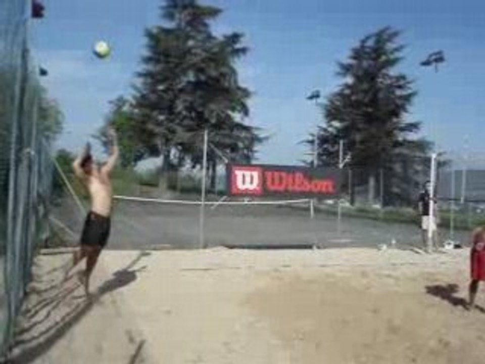 Hommage: equipe qui regale 2 (le nanard)