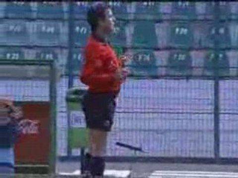 Video Arbitre ridicule - arbitre, ridicule, foot, football, barthez - Dailymotion Partagez vos vidéos