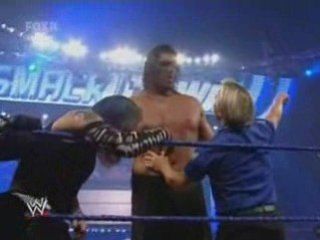 WWE SmackDown Part6, Jeff Hardy vs The Great Khali (1/2)