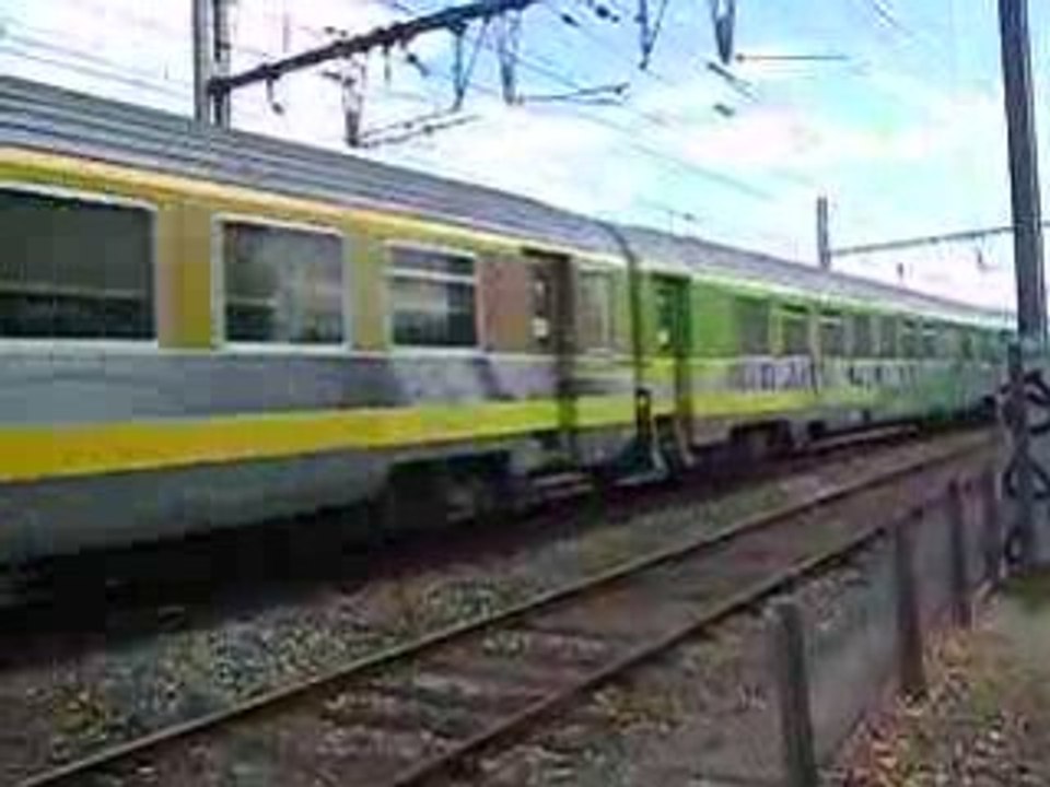 bb7200+train corail téoz