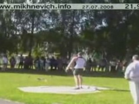 Athlé lancer poids Andrei Mikhnevich 22m00 !!!