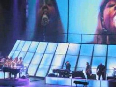 The thing about love & Fallin' alicia keys live in milan