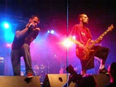 02 - Black Bomb A - Human circus au Douzy'K Festival le 26 Juillet 2008