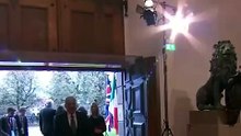 Ελλάδα: Άρση ασυλίας Αβραμόπουλου για την έρευνα διαφθοράς στις Βρυξέλλες