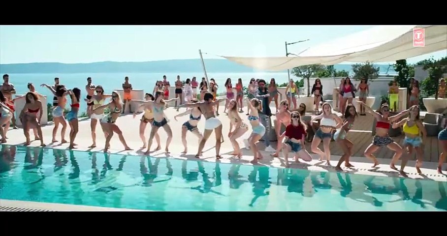 Saaho__Bad_Boy_Song___Prabhas,_Jacqueline_Fernandez___Badshah,_Neeti_Mohan(0)