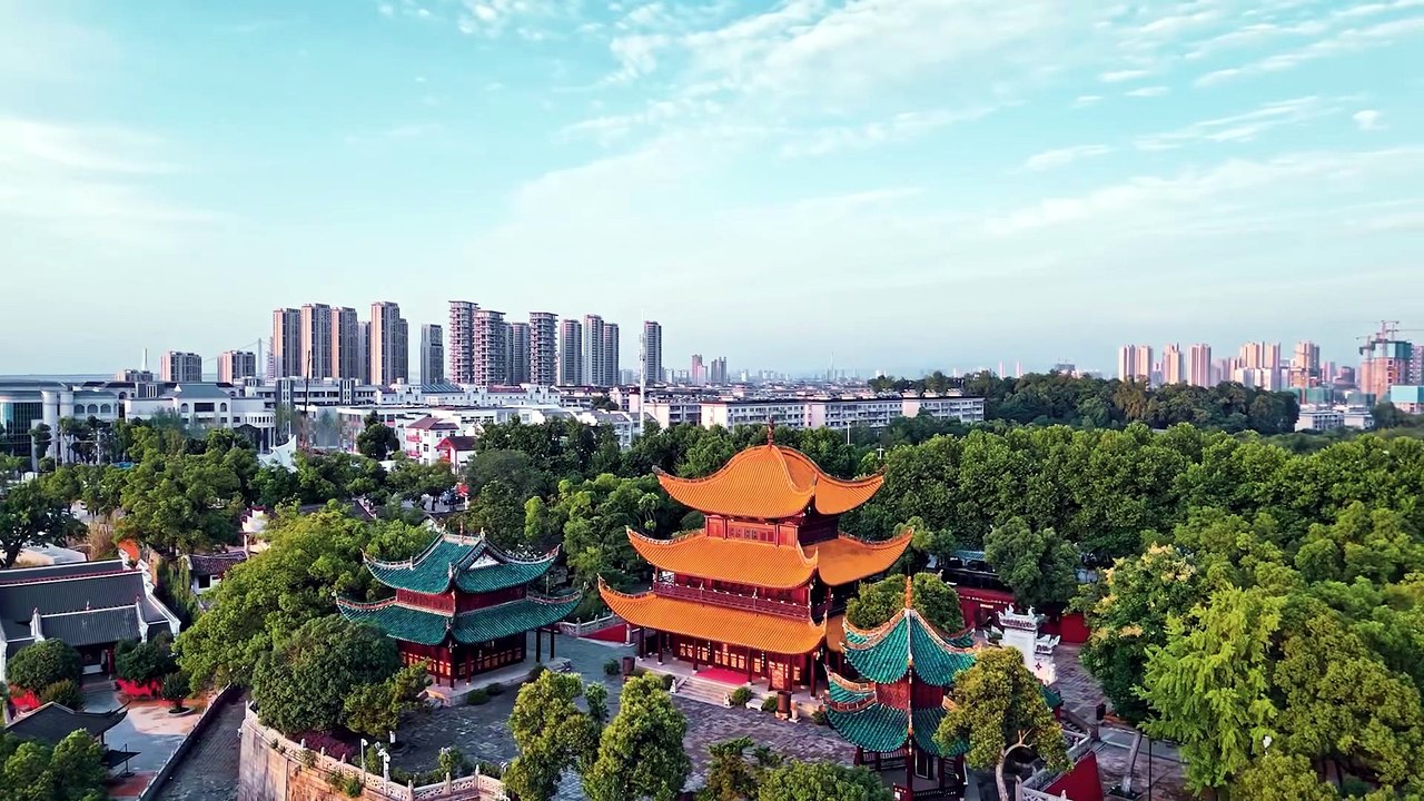 Something MASSIVE Just Broke Inside China… Xi Can’t Fix It - video ...