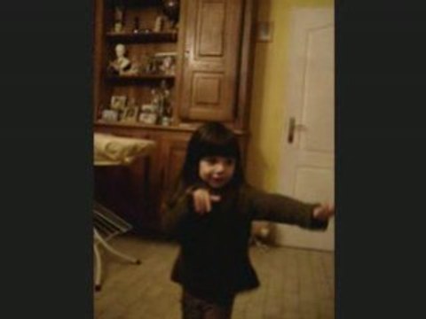 Lina parle à ma main